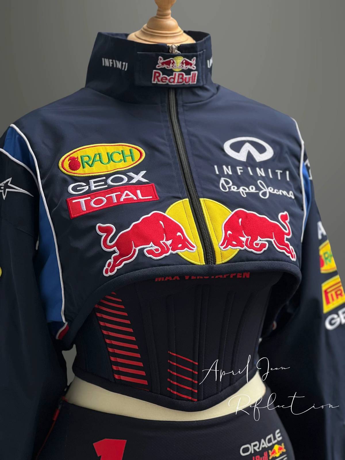 Conjunto Max Verstappen Red Bull Jaqueta + Corset + Saia