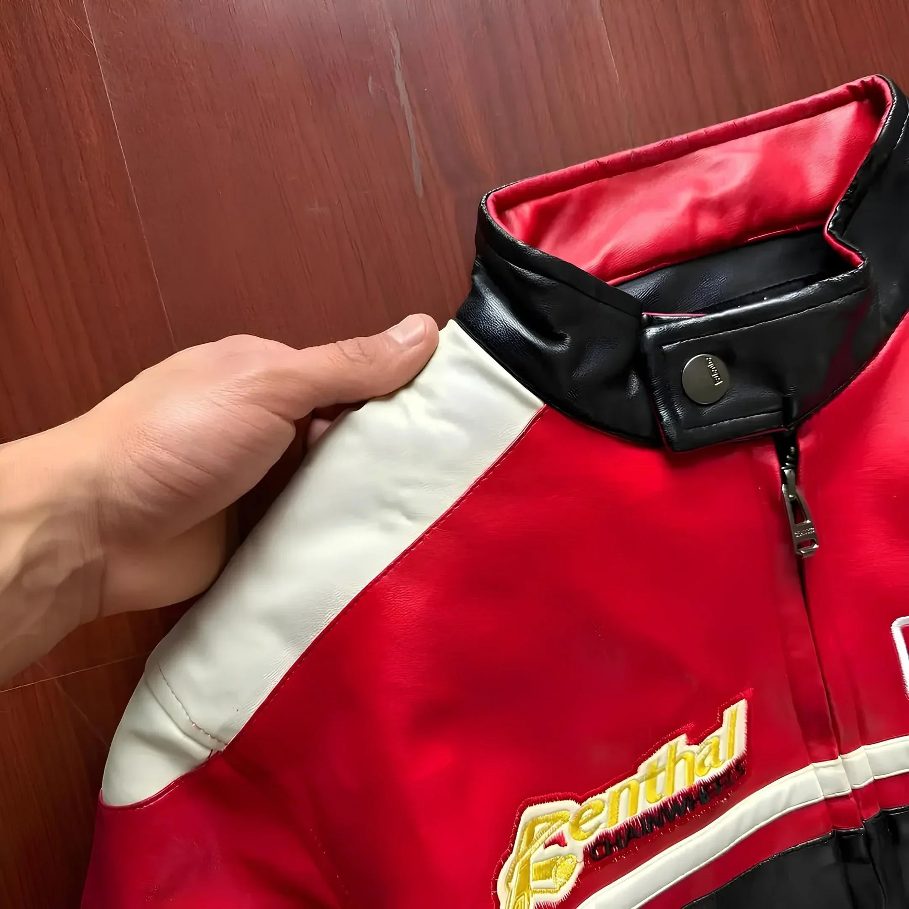 Jaqueta Honda de Couro