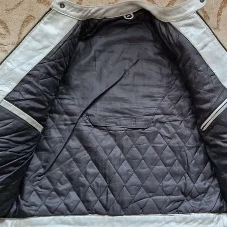 Jaqueta Mercedes Branca